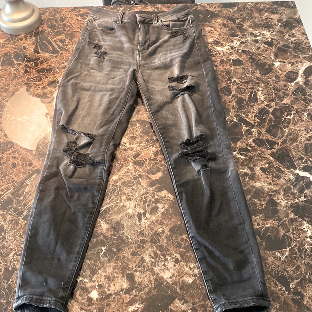 COPY - American Eagle Curvy Soft Knit Jeans 2 SHORT
